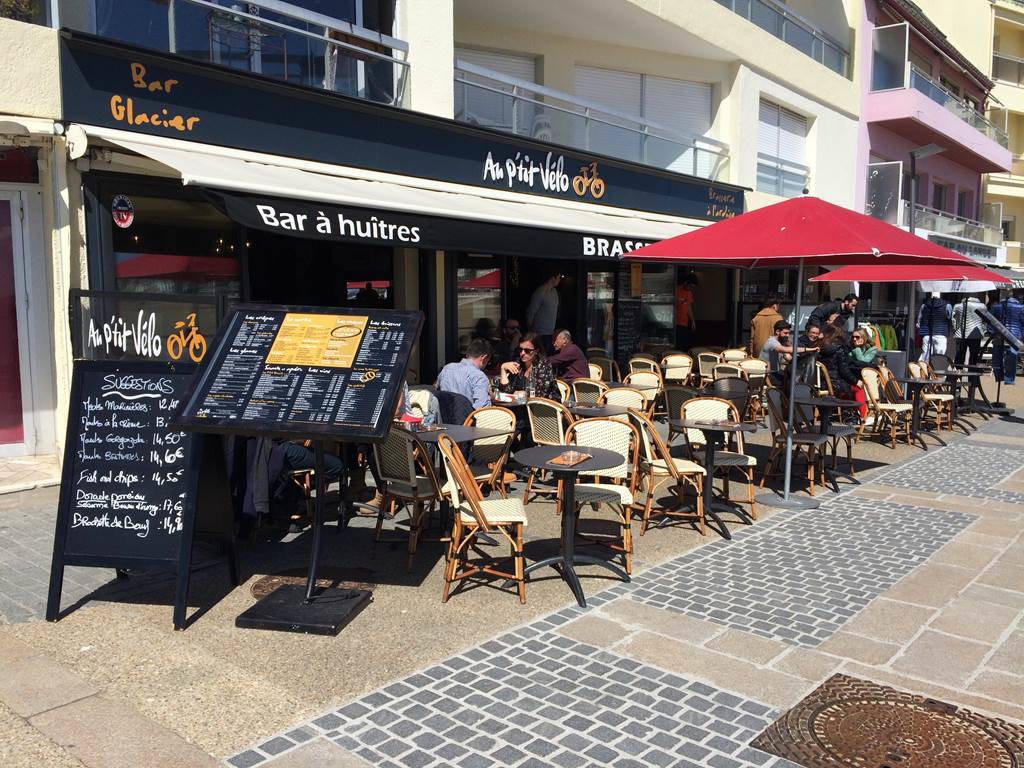 Restaurants A Quiberon Brasserie Au P Tit Velo Bistrot Resto Glacier
