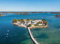 Saint-Cado, the mysterious islet of the Etel River