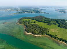 Locoal-Mendon, the countryside by the sea