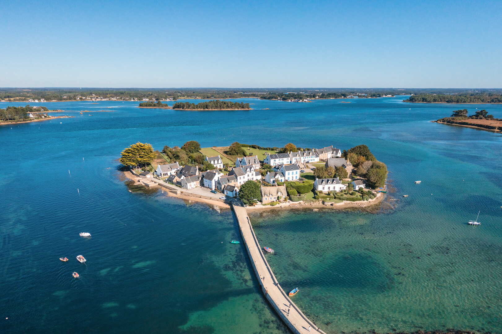 Saint-Cado, the mysterious islet of the Etel River