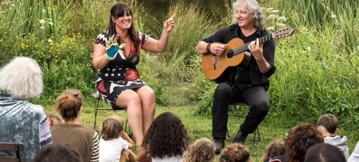 Chansons pour enfants en breton, français et anglais