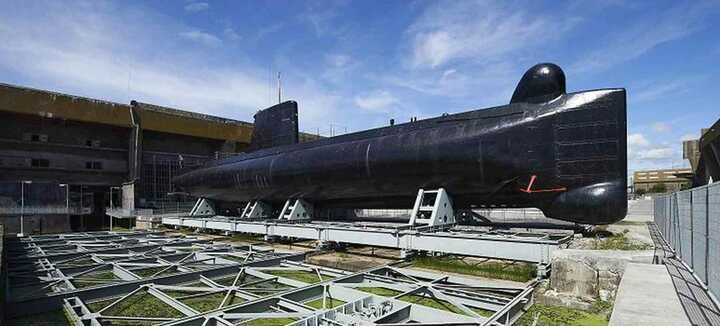 The Flore Submarine - S645 and its museum