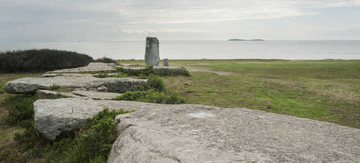 Dolmen des Pierres Plates