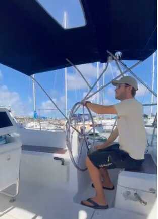 1fae07c0-f013-4e0a-ac5f-4c731284f588