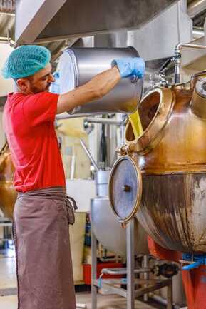 Incorporation-du-beurre-dans-le-cuiseur