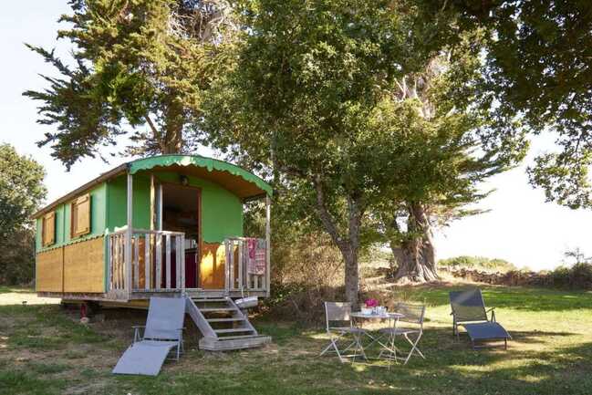 1-Crach-La-Ferme-de-Kerino-Roulotte-Irus-proche-carnac