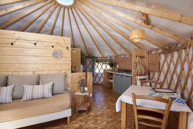 8-Crach-La-Ferme-de-Kerino-Yourte-Calme-proche-carnac