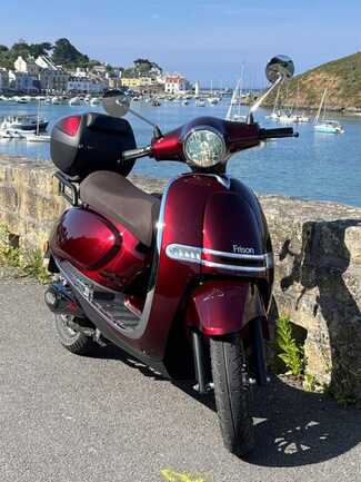 Sauzon_Scoot Toujours_Sauzon