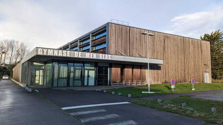 Photo gymnase exterieur