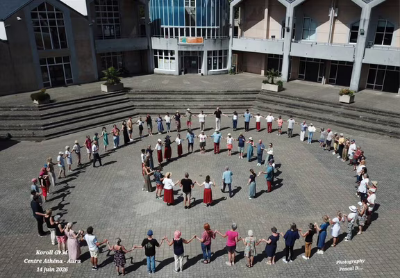 ronde de danse KOROLL MOR