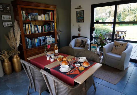 056CH000076_L'arbre Voyageur chambres d'hôtes_petits déjeuners gourmands