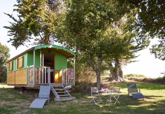 1-Crach-La-Ferme-de-Kerino-Roulotte-Irus-proche-carnac