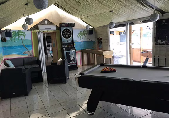 billard-camping-kermarquer-la-trinite-sur-mer-morbihan-bretagne