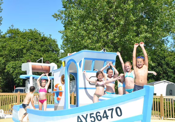 13-aire de jeux camping plijadur la trinité sur mer