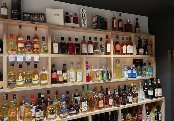 Vins & Saveurs d'Alré - interieur