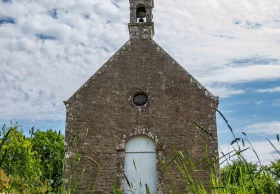 ChapelleSaintGuenole_CoetATous_Carnac_20220517-credit-kilian-david