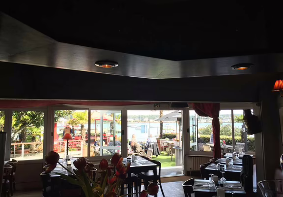 Restaurant-Arrosoir-LA-TRINITE-sur-MER-Morbihan-Bretagne-Sud